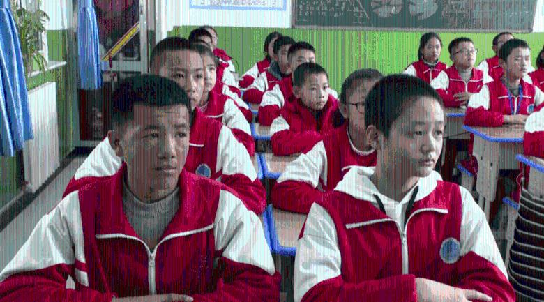 怎么给宝贝儿子取名字？游戏画面