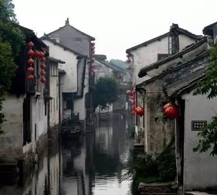 车过户可以不换车牌号码吗？