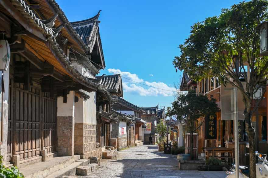 ATP最新世界排名:张之臻首进TOP50 商竣程不升反降 吴易昺不降反升